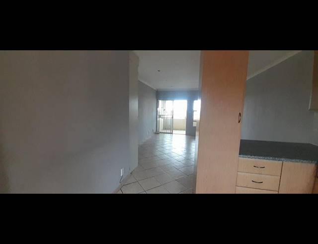 2 BEDROOM APARTMENT FOR SALE IN RASLOUW AH
